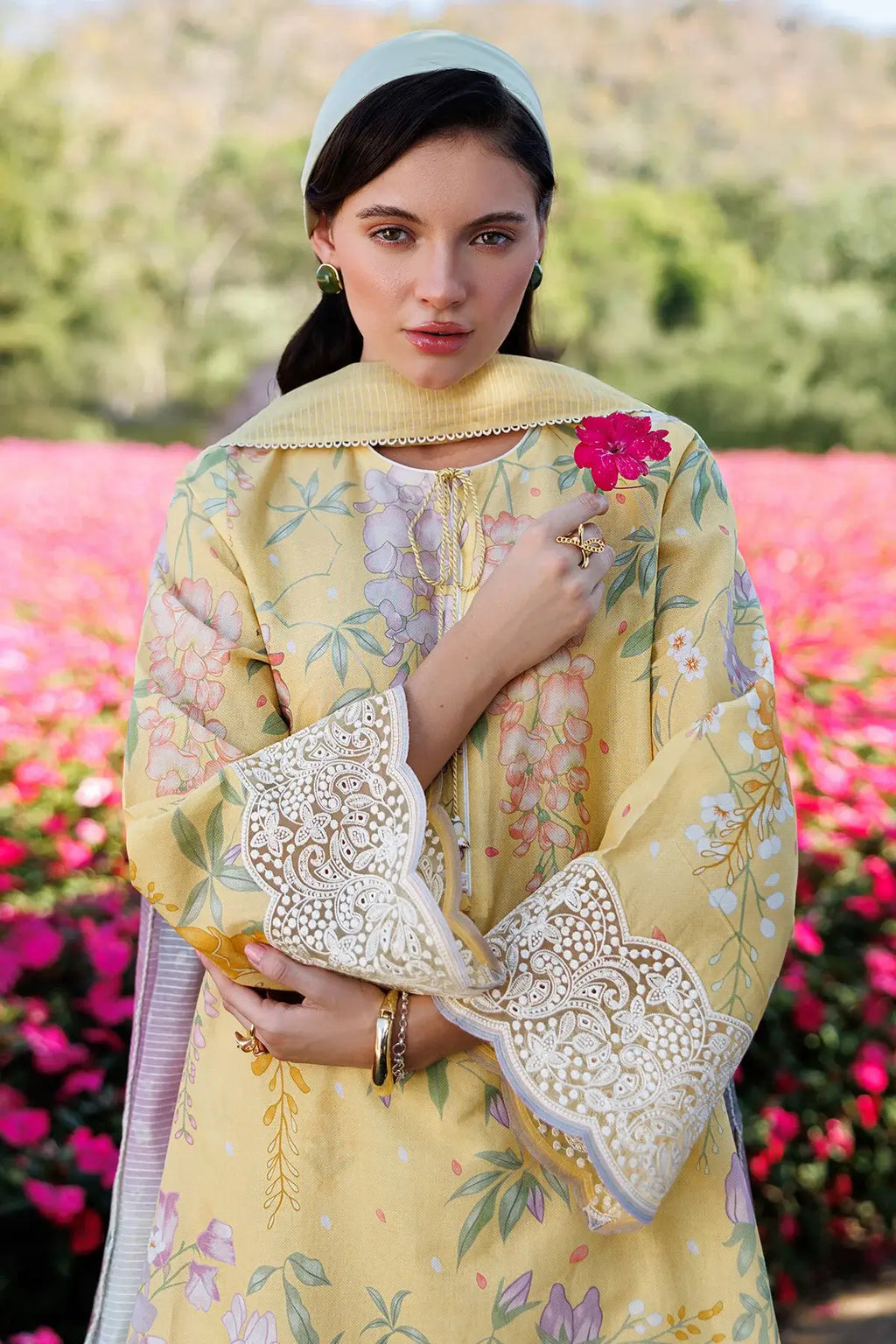 3 Piece Unstitched Embroidered Lawn Suit ( Printed Lawn Dupatta )