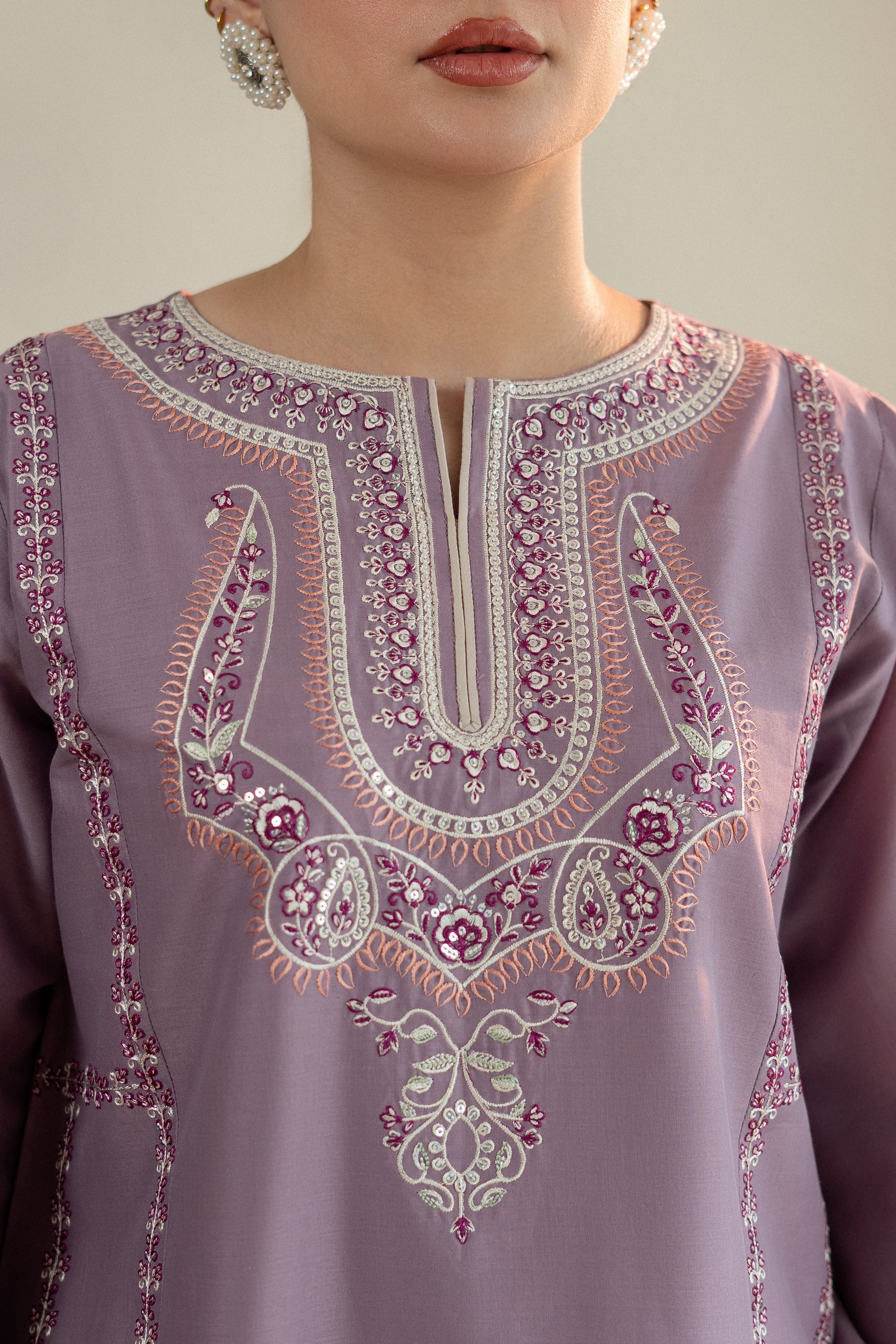 2 Piece - Unstitched Embroidered Lawn Fabric