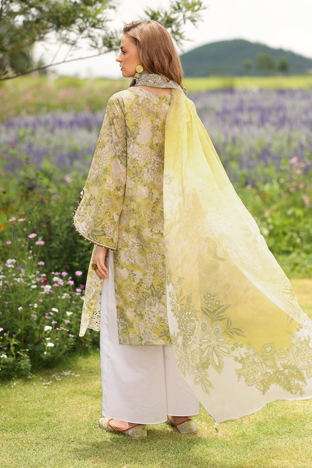 3 Piece - Unstitched Printed Lawn Fabric