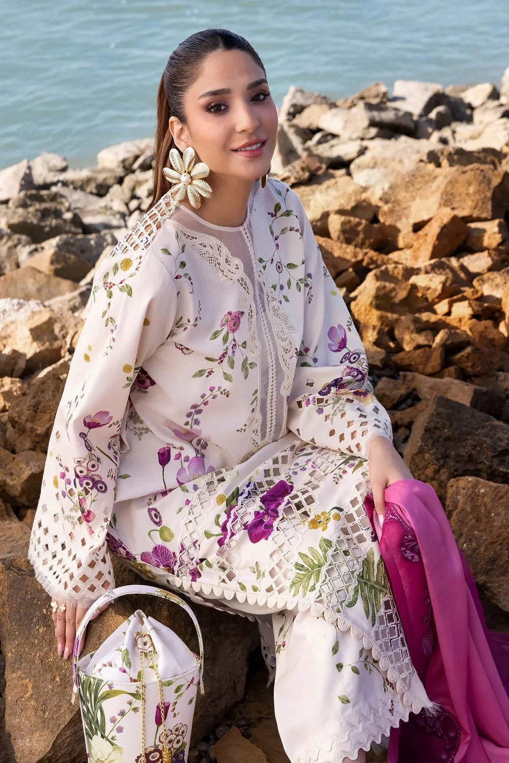 3 Piece - Unstitched Printed Lawn Fabric
