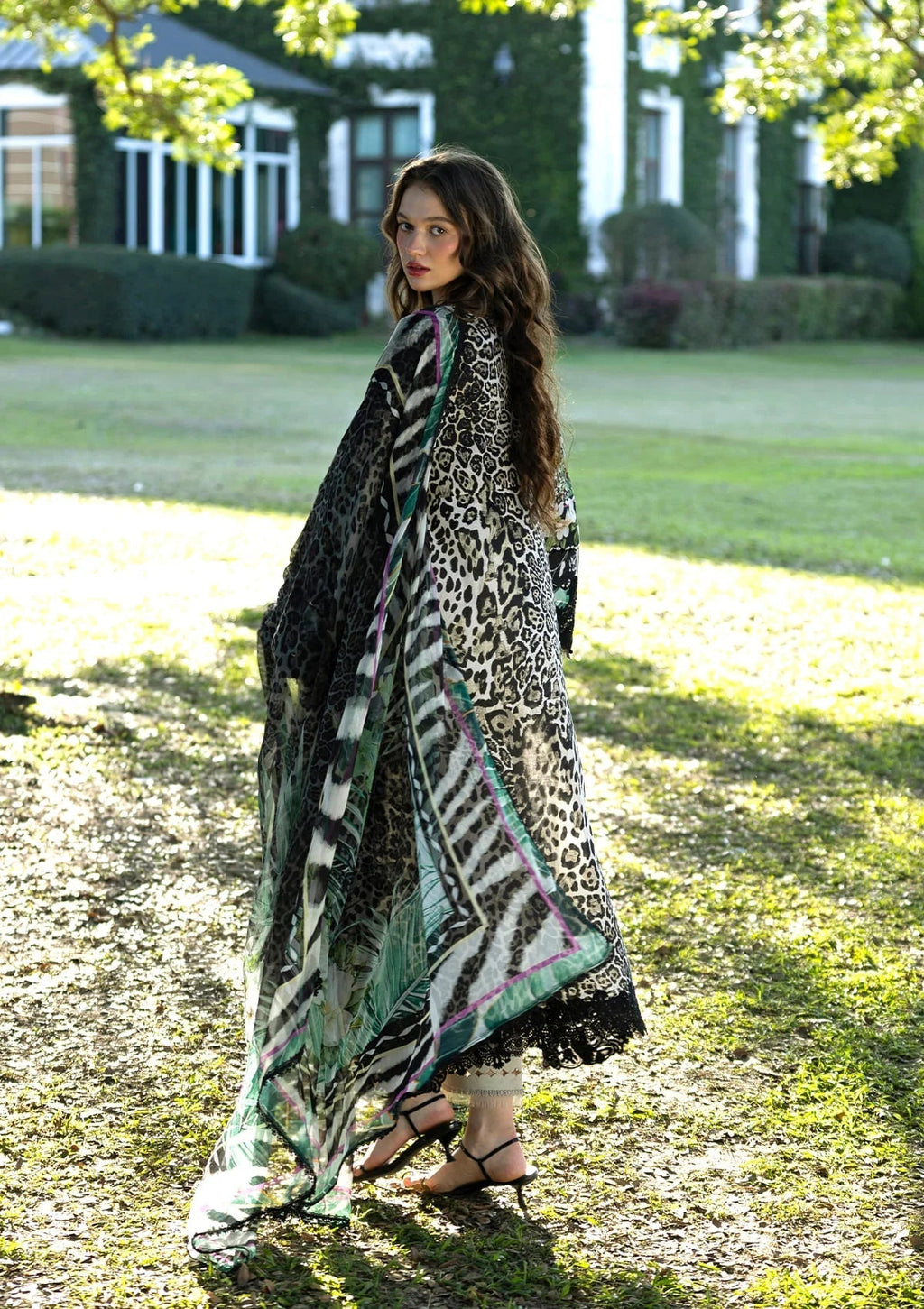 3 Piece - Unstitched Printed Lawn Fabric