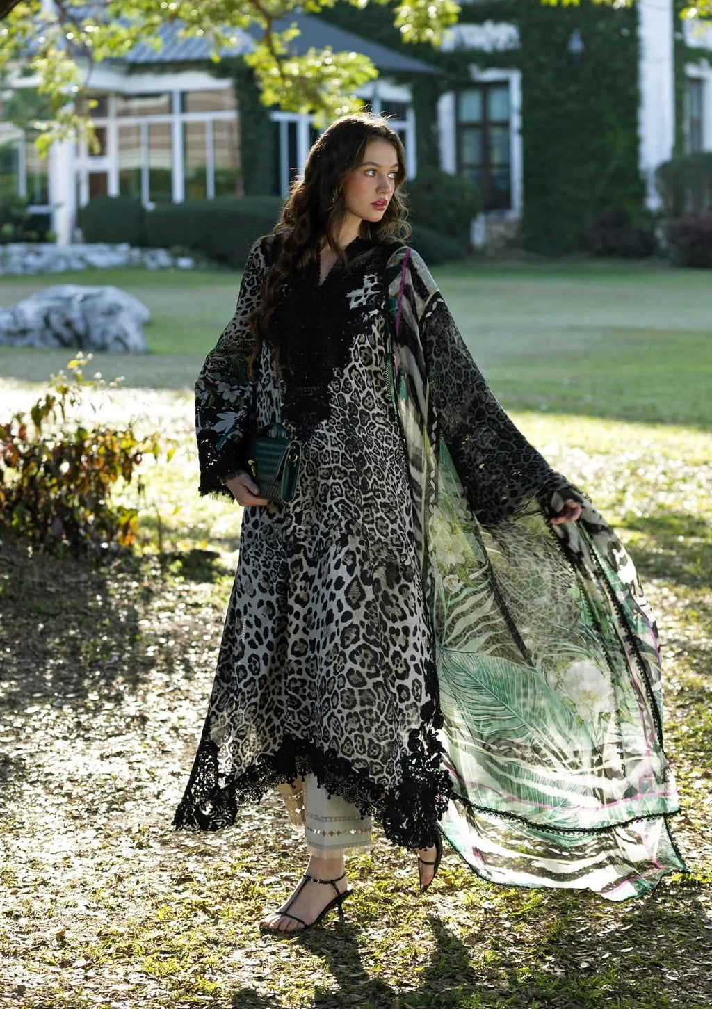 3 Piece - Unstitched Printed Lawn Fabric