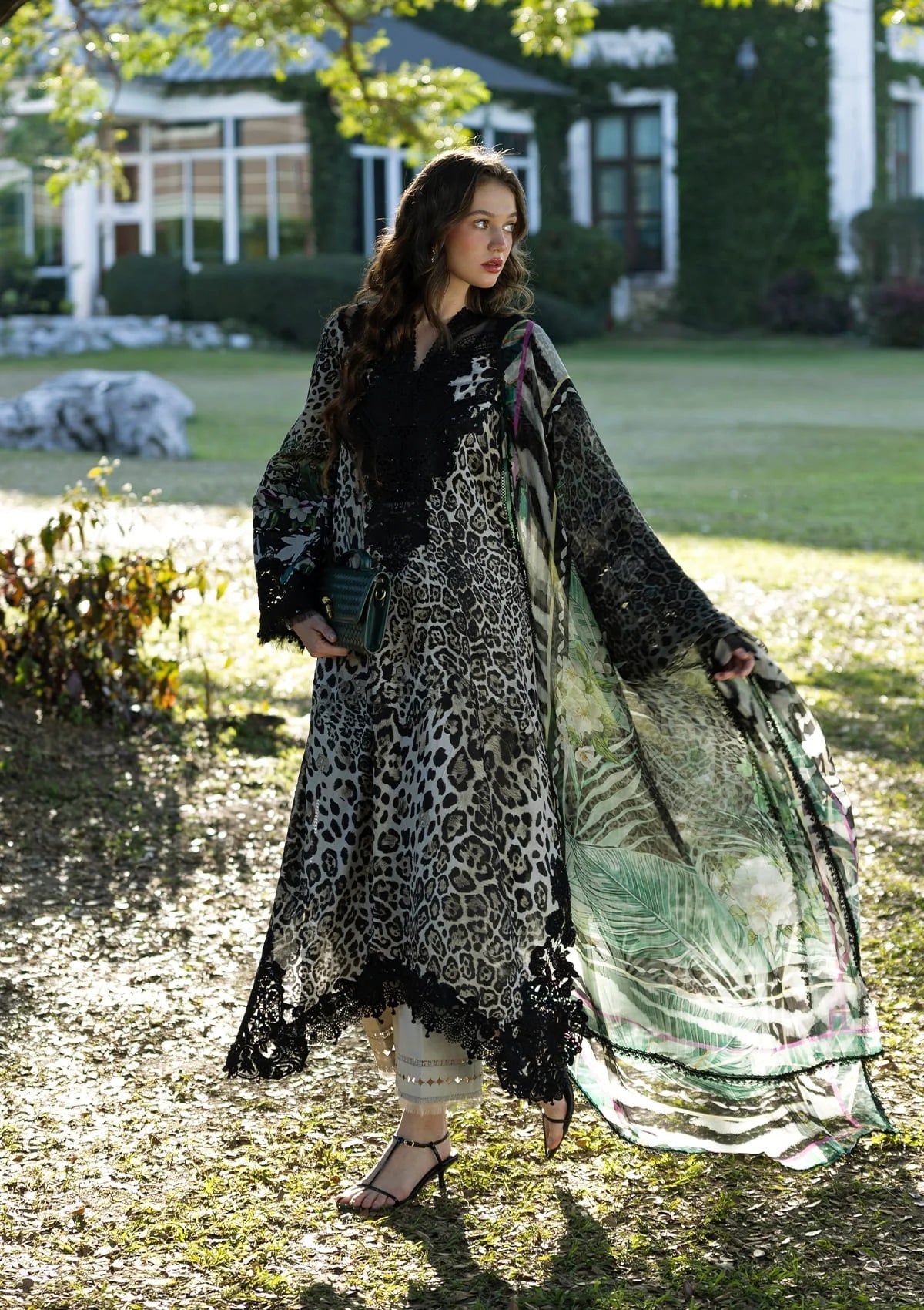 3 Piece - Unstitched Printed Lawn Fabric